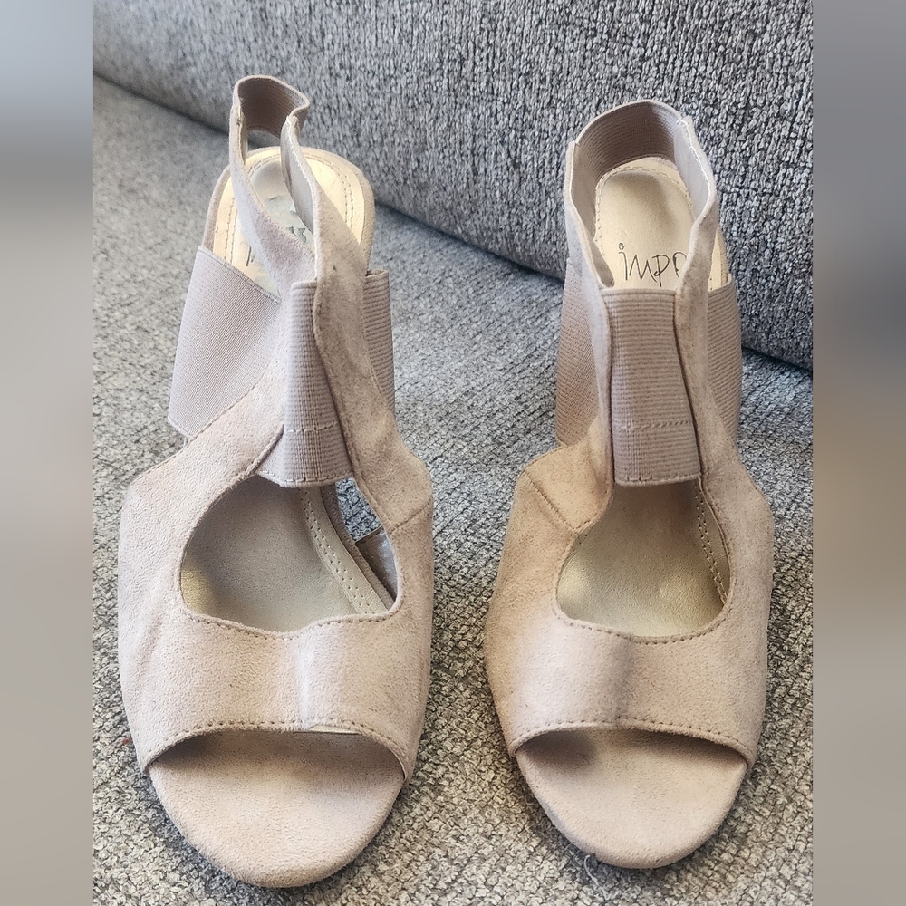 Women's Beige Suede Sandals